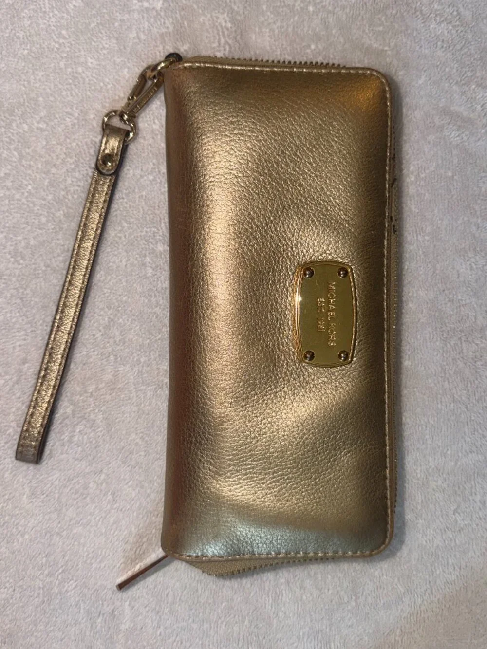 Michael Kors Jet Set Metallic Gold Leather Wristlet Continental Wallet